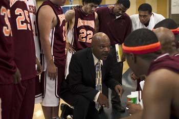 Coach Carter movie review & film summary (2005)